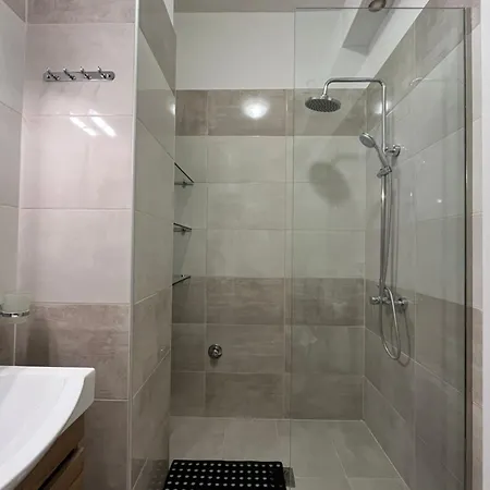 Mosaikon Guesthouses #Kolokotroni Str Athens Exterior photo